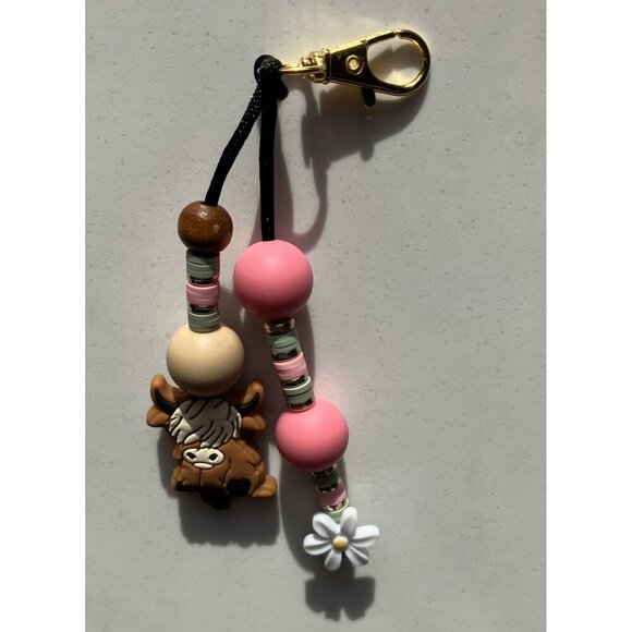 Highland Cow/Daisy Pink-Green-White-Brown-Gold Keychain Bag Water bottle Charm - Picture 3 of 4